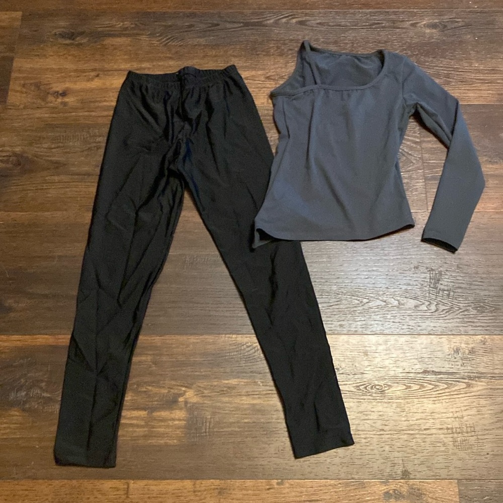 Bal Togs Gray Dance Top and Theatricals Black Dance Leggings Girls Medium